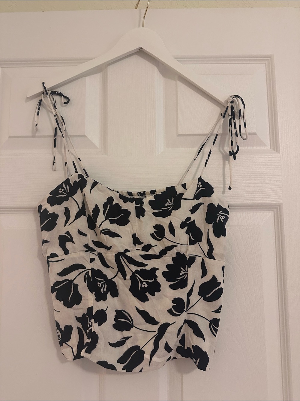 Old Navy Tie-Strap Floral Cami Top